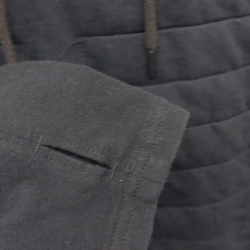 Retired Zyia quilted black hoodie XL - Picture 7 of 9